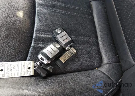 2015 Kia Sorento Sx V6 z USA, uszkodzony, nr VIN 5XYKWDA79FG583777